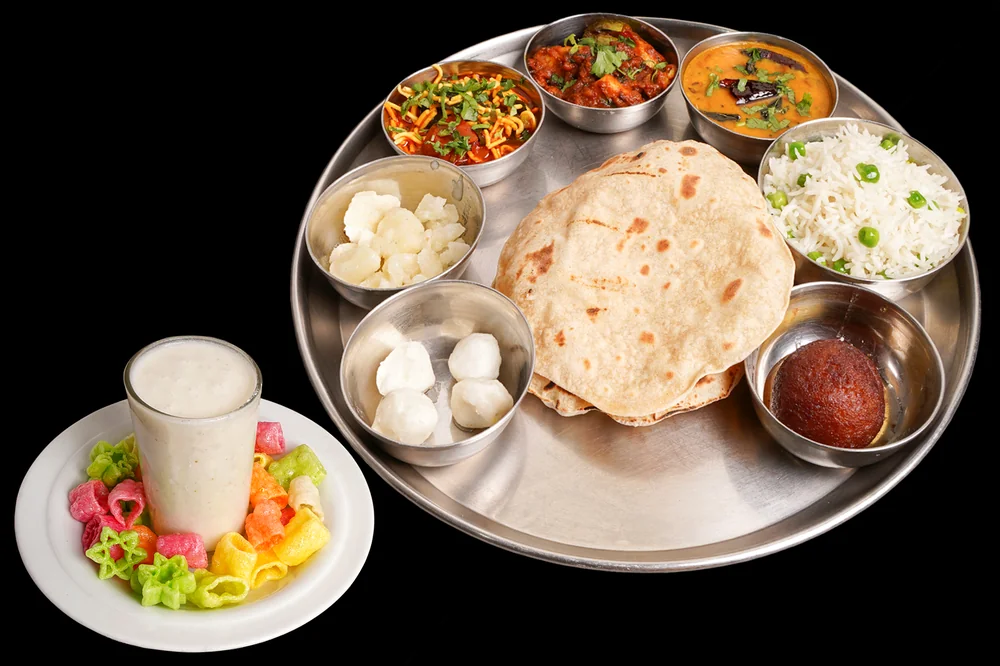 Signature Kathiyawadi thali at Kasumbo