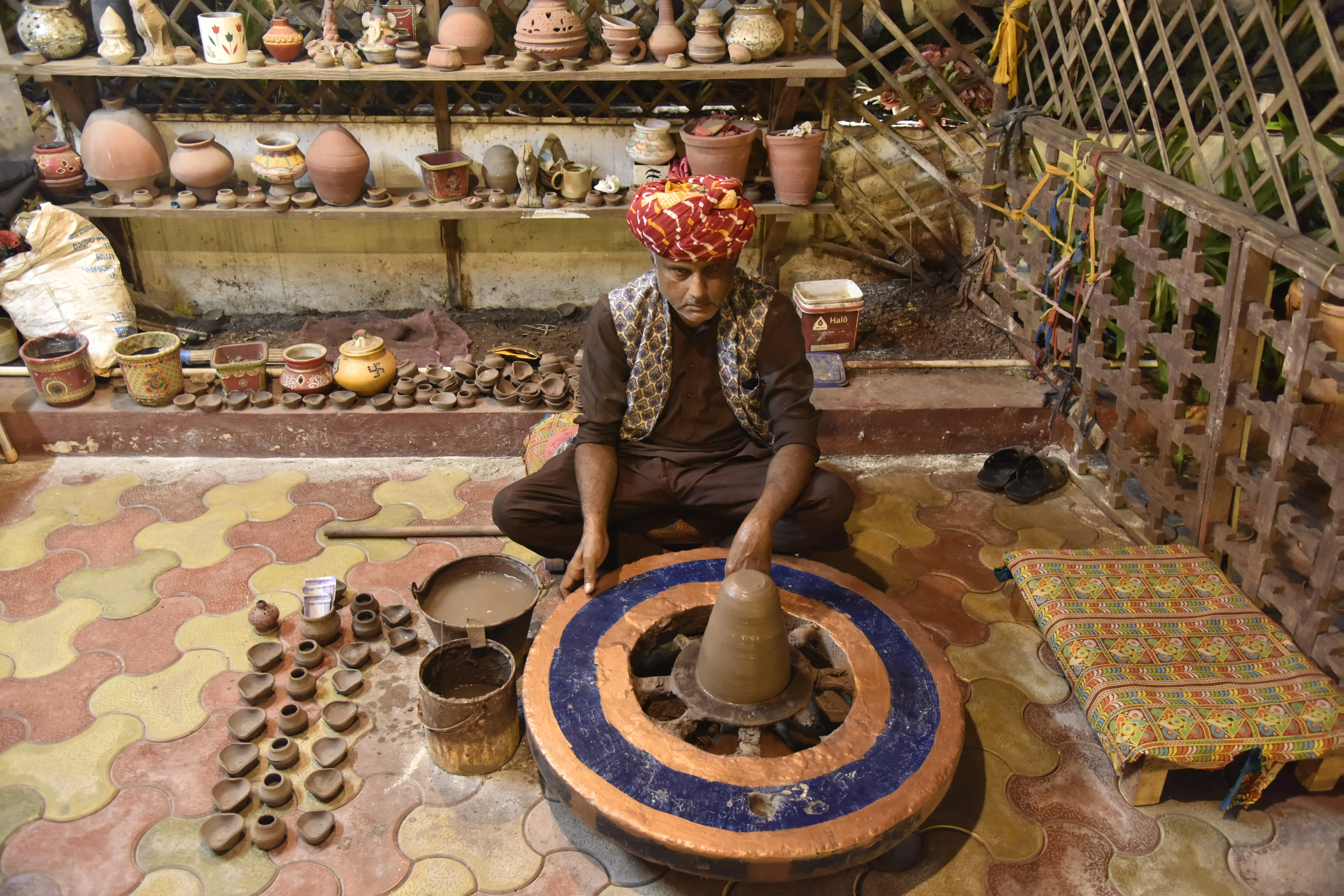Pottery demonstration on the grounds